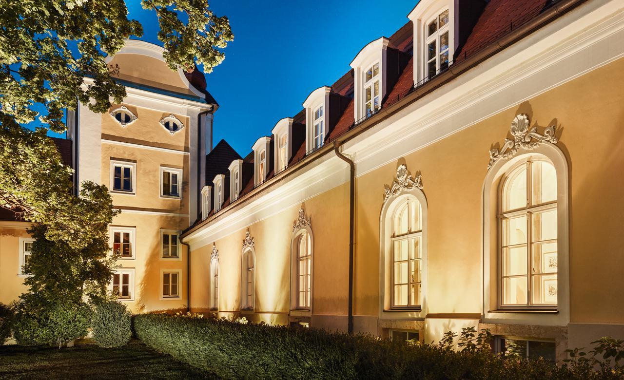Hotel Chateau Bela Exterior foto